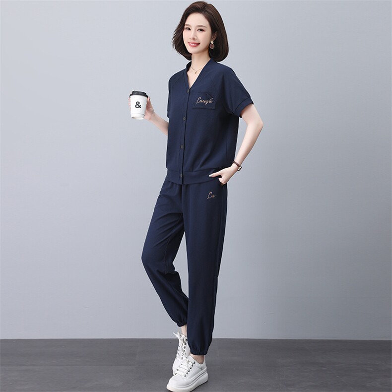 中年妈妈运动服套装洋气2025新款中老年女夏季薄款外套休闲两件套,女装套装/套裙,忆绮罗