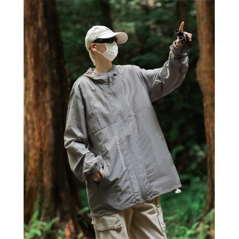 夏季新款潮流纯色连帽夹克外套轻薄冰丝透气防晒服现货W8232-P43，男装防晒衣，星座512-4