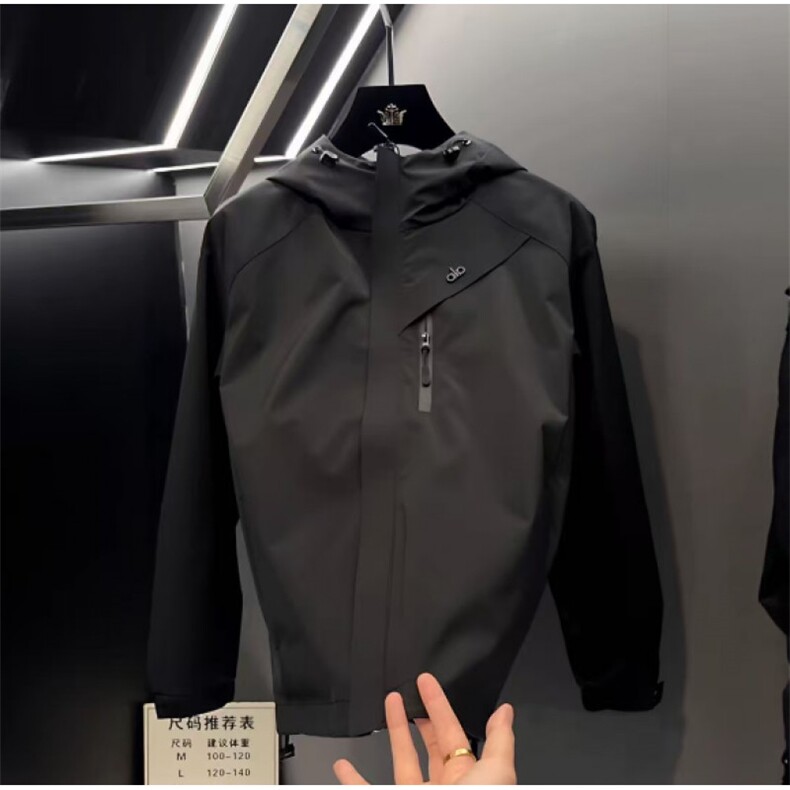 (网络图慎用有大货) 小标轻奢夹克休闲连帽外套  313B-JK211-P100图片