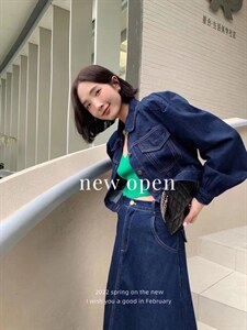 牛仔套装图片