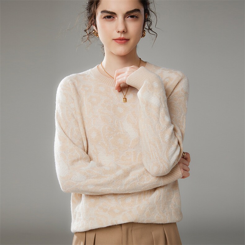 2025年秋季新款浮雕提花针织圆领羊绒上衣时尚休闲通勤百搭，女装羊绒衫，珍丝贝尔