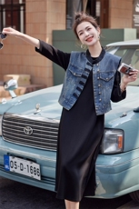 新中式盘扣牛仔马甲黑色连衣裙套装女2024新款春装搭配一整套时尚，女装套装/套裙，瑶迪依秀