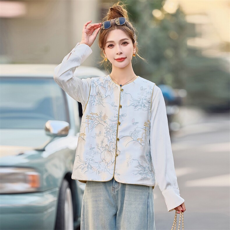 大码女装新中式绣花马甲衬衫上衣显瘦牛仔裤春新款穿搭,女装马甲,微微衣阁
