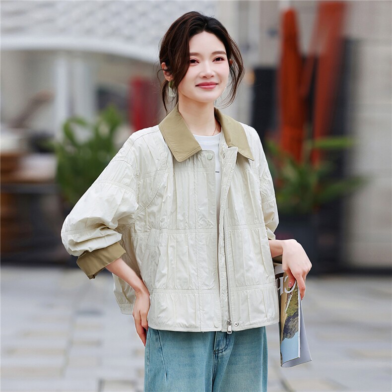 撞色翻领短款外套女春季2026新款小个子时尚减龄百搭高端上衣,女装短外套,鑫源服饰
