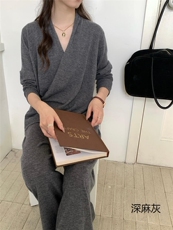 2025年秋季宽松型通勤单件长袖时尚侧扣开衫，女装羊毛衫，纳驰羊绒