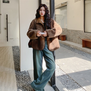 咖色麂皮绒两面穿皮毛一体羊羔毛外套女秋冬2025新款设计气质棉服图片