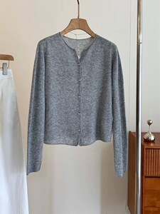 洋气羊毛爱心扣子卷边领开衫，女装针织衫/毛衣，胜酷羊绒