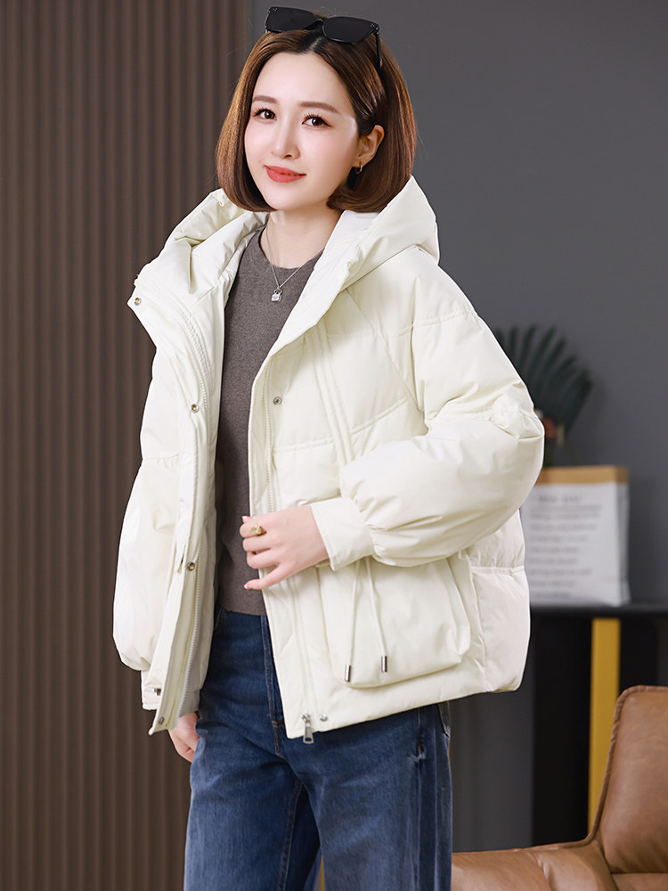 2025年冬季常规休闲风时尚羽绒服,女装羽绒服,婷思杰（原婷想服饰）