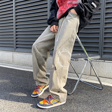 灰色