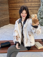 韩系设计感拼皮仿皮草女2025冬季新款小个子加厚保暖短款毛毛外套，女装短外套，艾米莉亚