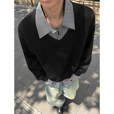黑色