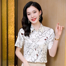 白色