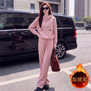 时尚运动风加绒套装女秋冬高级感加厚连帽卫衣高腰阔腿长裤两件套图片