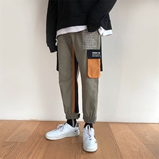 黄色