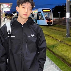 美式机能风连帽冲锋衣外套潮牌户外防水登山服飞行员夹克JKV42，男装夹克，星座516A
