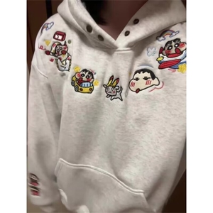 档口现货  趣味蜡笔小新刺绣纽扣连帽卫衣女秋冬W593-P47图片
