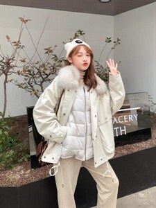 两件套真毛领羽绒服图片