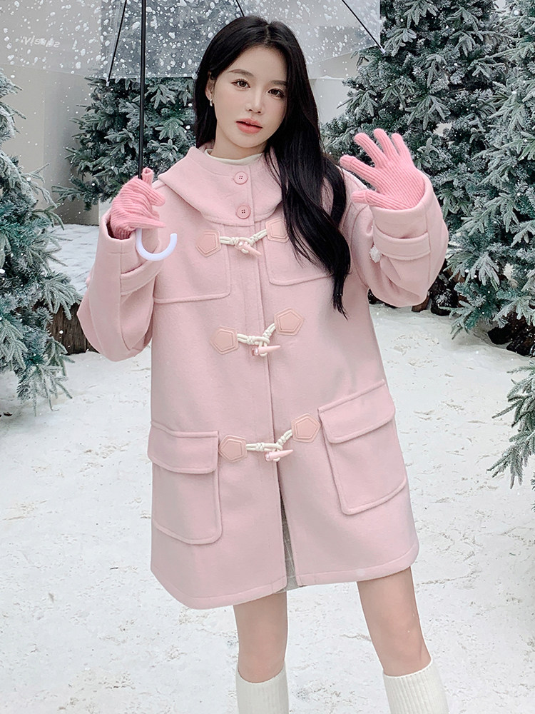 雪景甜美粉色牛角扣毛呢连帽外套（可拆卸玩偶）,女装毛呢外套,天使之佳话