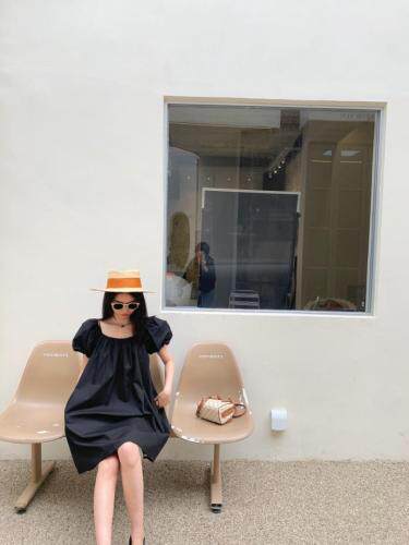 珍珠带连衣裙，女装连衣裙，HE