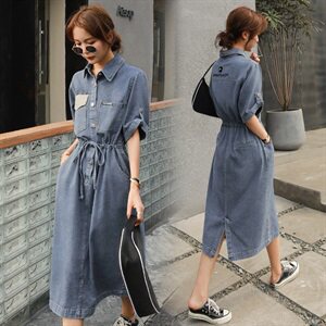 2023年时尚小翻领排扣潮流收腰系带短袖插袋牛仔连衣裙，女装连衣裙，钱塘布衣