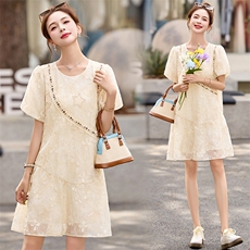 2025超火刺绣亮片连衣裙女夏小个子大码高端轻奢女装时髦减龄，女装连衣裙，尚羽泽网红店