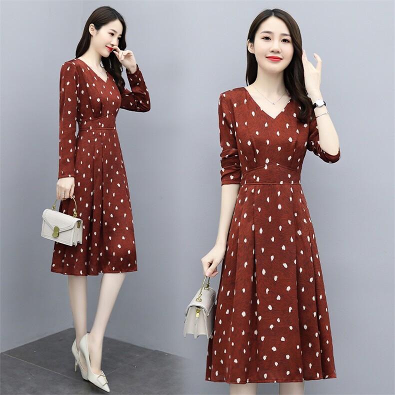 2021春秋季新款修身腰部弧形腰节连衣裙，女装连衣裙，阿菲诺依