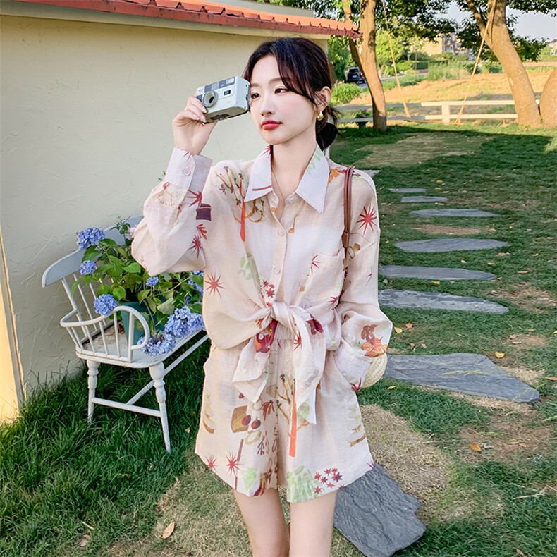 法式海边度假休闲套装女夏季2025新款长袖印花防晒衬衫短裤两件套,女装套装/套裙,维壹
