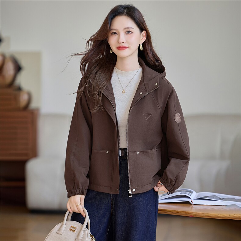 现货!2025年冬季时尚休闲连帽刺绣加绒加厚女外套,女装棉衣/棉服,依恋蒂丝