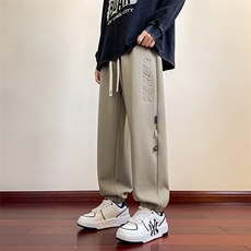 灰绿色