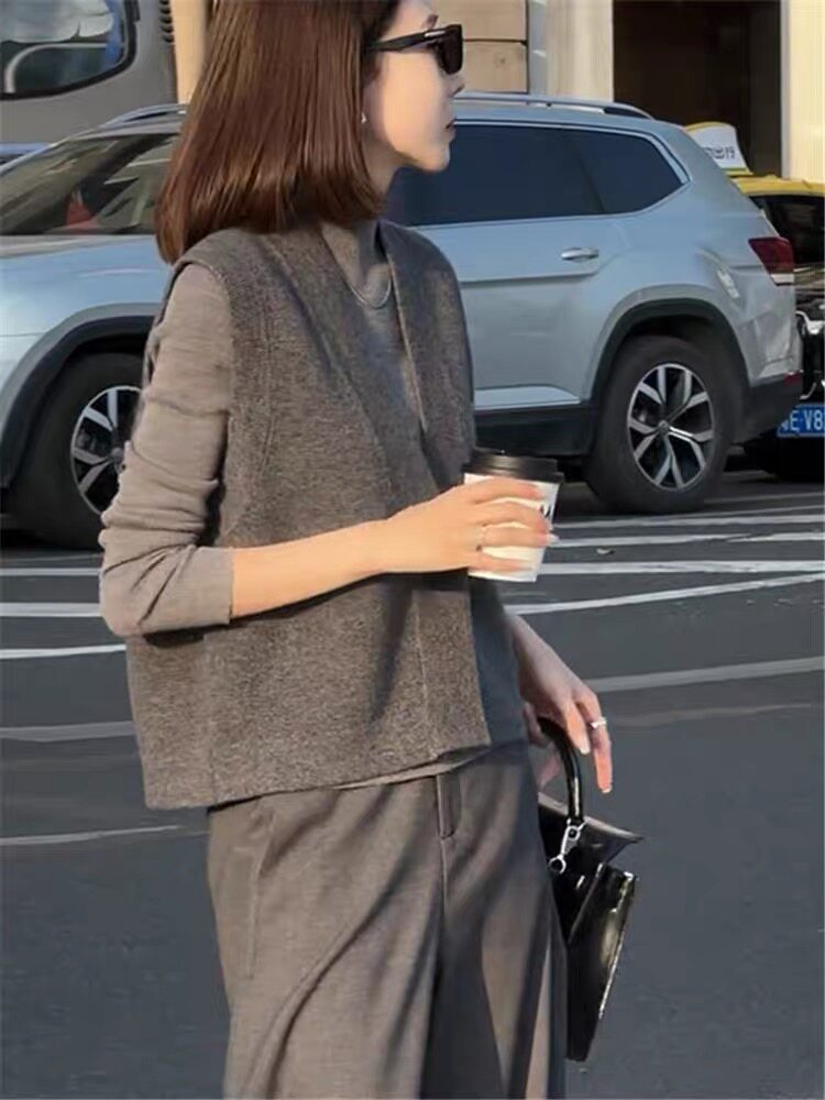 2025年秋季新款百搭女士扣开衫马甲,针织衫/毛衣,嘉日羊绒
