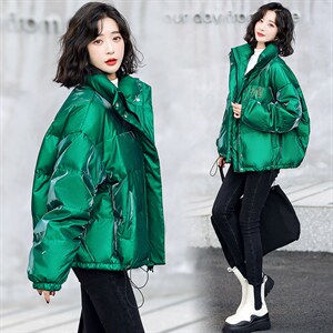 主打款亮面墨绿色羽绒服女新款小个子短款高端时尚90%白鸭绒图片