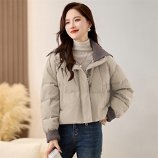 时尚针织大翻领超好看羽绒服女2025冬季新款小个子宽松白鸭绒外套，女装羽绒服，衣之秀