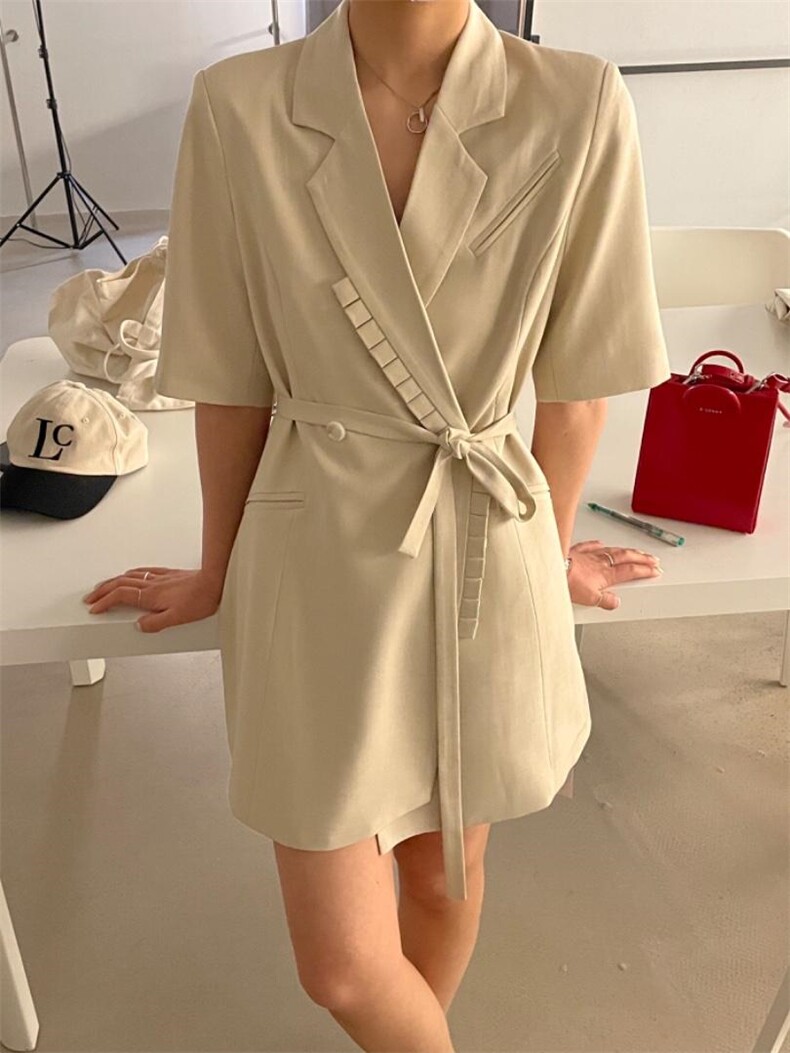 [现货]夏季新款韩版碎花连衣裙，女装连衣裙，米蓝汇