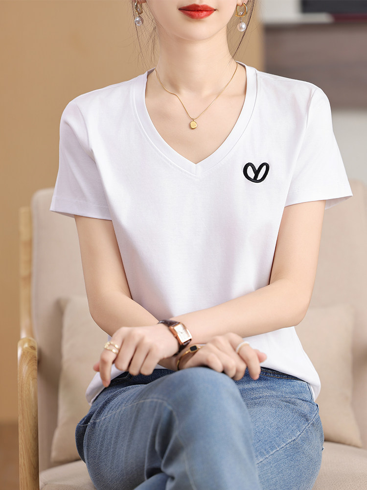 刺绣线条爱心工艺小众个性舒适棉T,女装T恤,元素羊绒