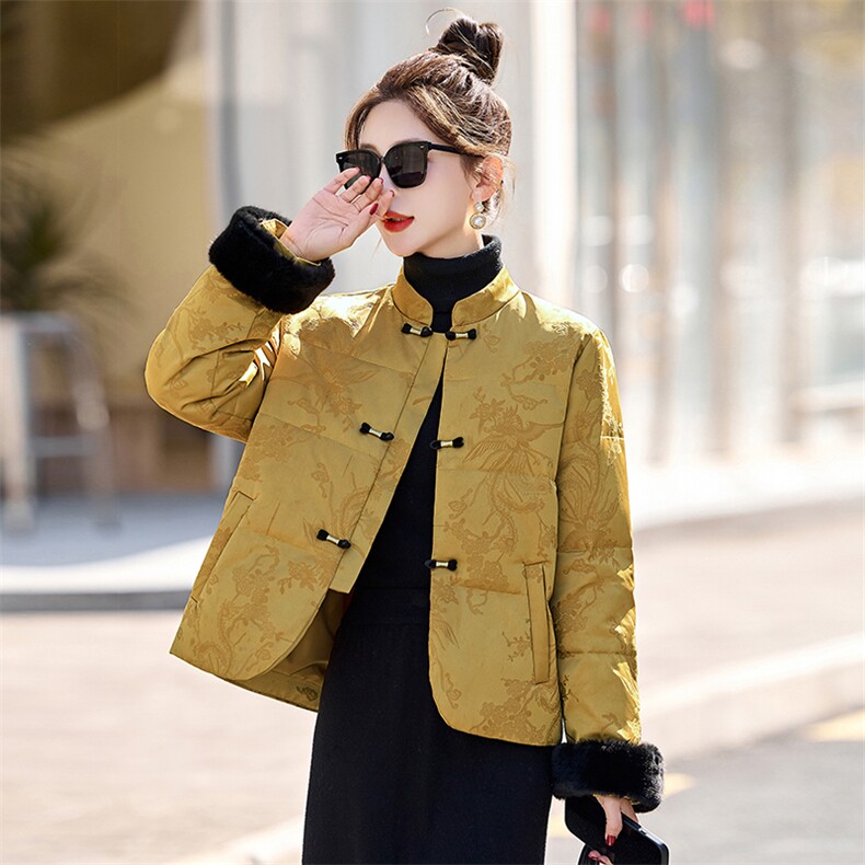 新中式G风羽绒服女2025冬季新款小个子今年流行妈妈洋气盘扣外套,女装羽绒服,衣之秀