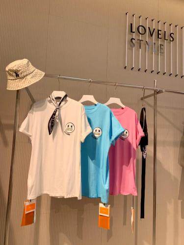 新款笑脸章仔、刺绣T～，女装，LOVELS