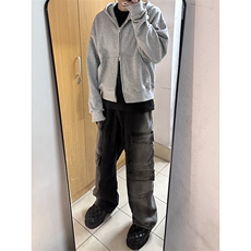黑色