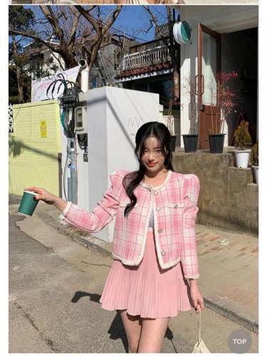 粉绿两色小香，女装，More(1F)