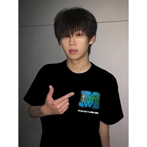 万针全刺绣工艺抖音得物高品质260克重磅纯棉双纱美式高街短袖T恤图片