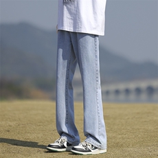 浅蓝色