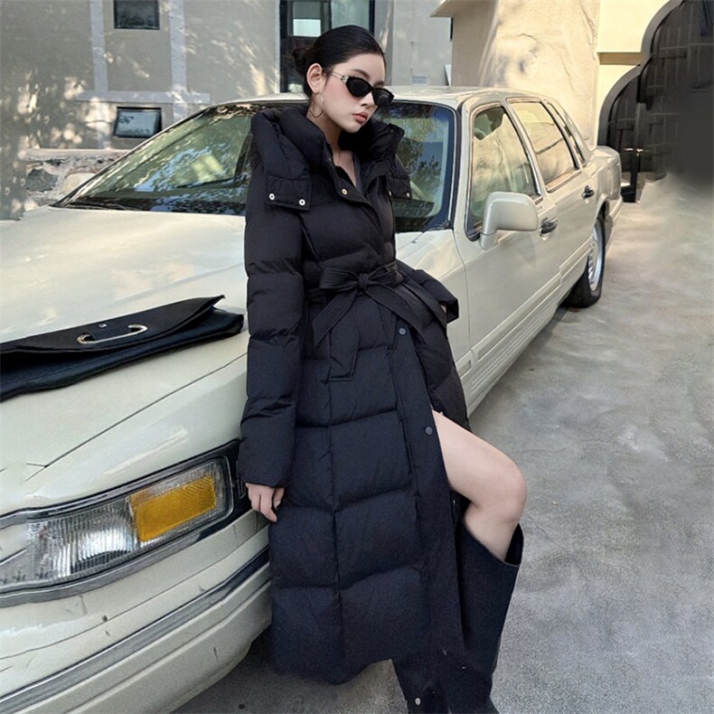 现货过膝羽绒服女加厚2026年冬季新款韩版收腰时尚保暖白鸭绒外套,女装羽绒服,琦鑫阁（原依鑫阁）