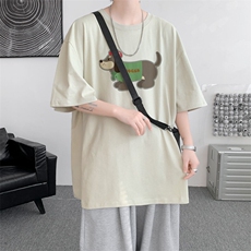 淡绿色