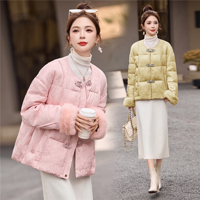 粉色新中式风提花短款羽绒服女2025冬保暖减龄白鸭绒加厚外套,女装羽绒服,悠米