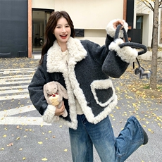 新款时尚羊羔毛拼接尼料加厚外套（含包包），女装毛呢外套，2C120