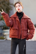 羽绒服女短款冬季2023新款休闲时尚小个子白鸭绒大翻领厚外套现货，女装羽绒服，一安秀