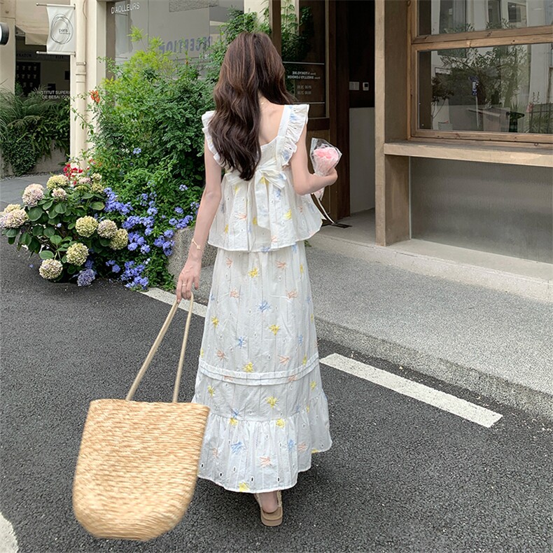 千金风刺绣无袖衬衫半身裙套装女夏高级感两件套巨好看超火温柔风,女装套装/套裙,2C052