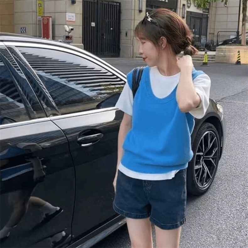 2025年秋季新款百搭女士V领无袖马甲图片