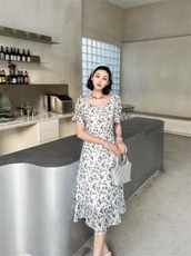 现货夏季新品连衣裙圆领包容性大腰带自己调节，女装连衣裙，荷塘月色