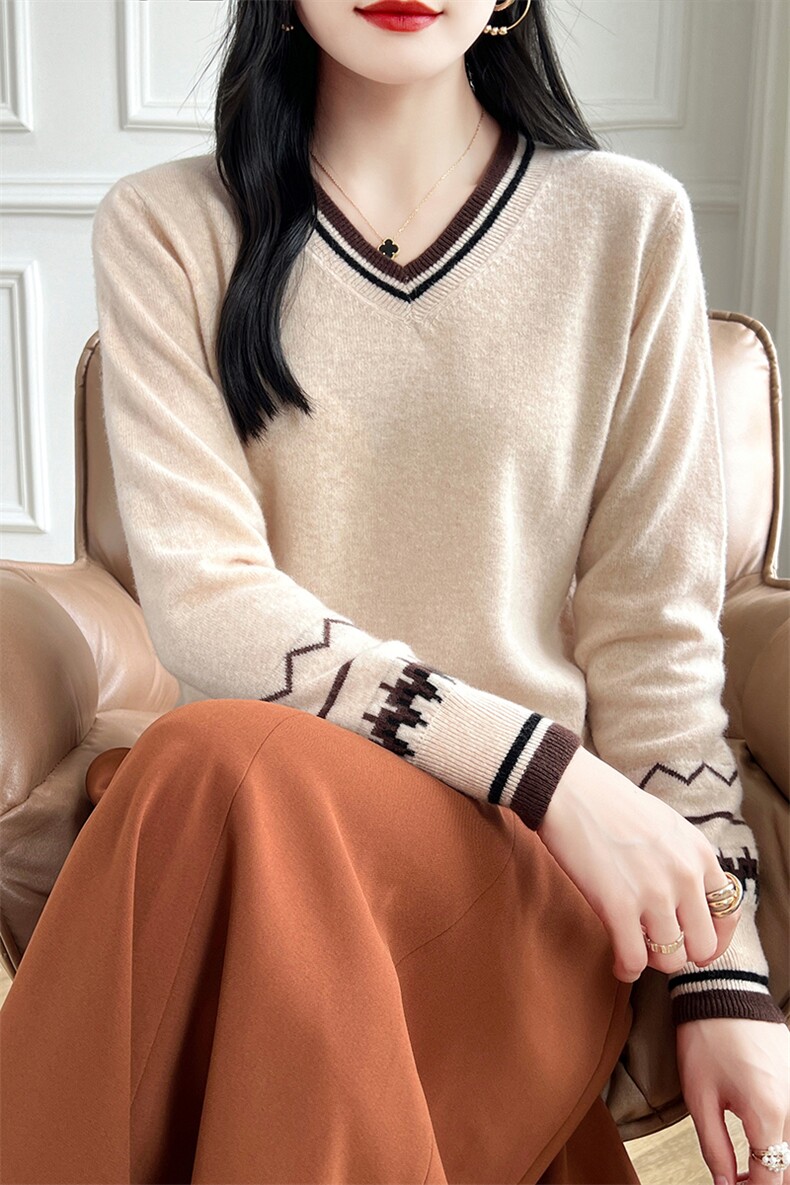 V领毛衣2024秋冬新款女士宽松长袖针织衫休闲舒适,女装羊毛衫,蒙特羊绒
