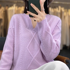 2025年夏季宽松型套头单件长袖常规纯色时尚百搭羊毛衫，女装羊毛衫，春贝羊绒